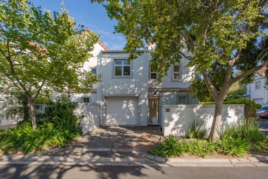 3 Bedroom Property for Sale in Boschenmeer Golf Country Estate Western Cape
